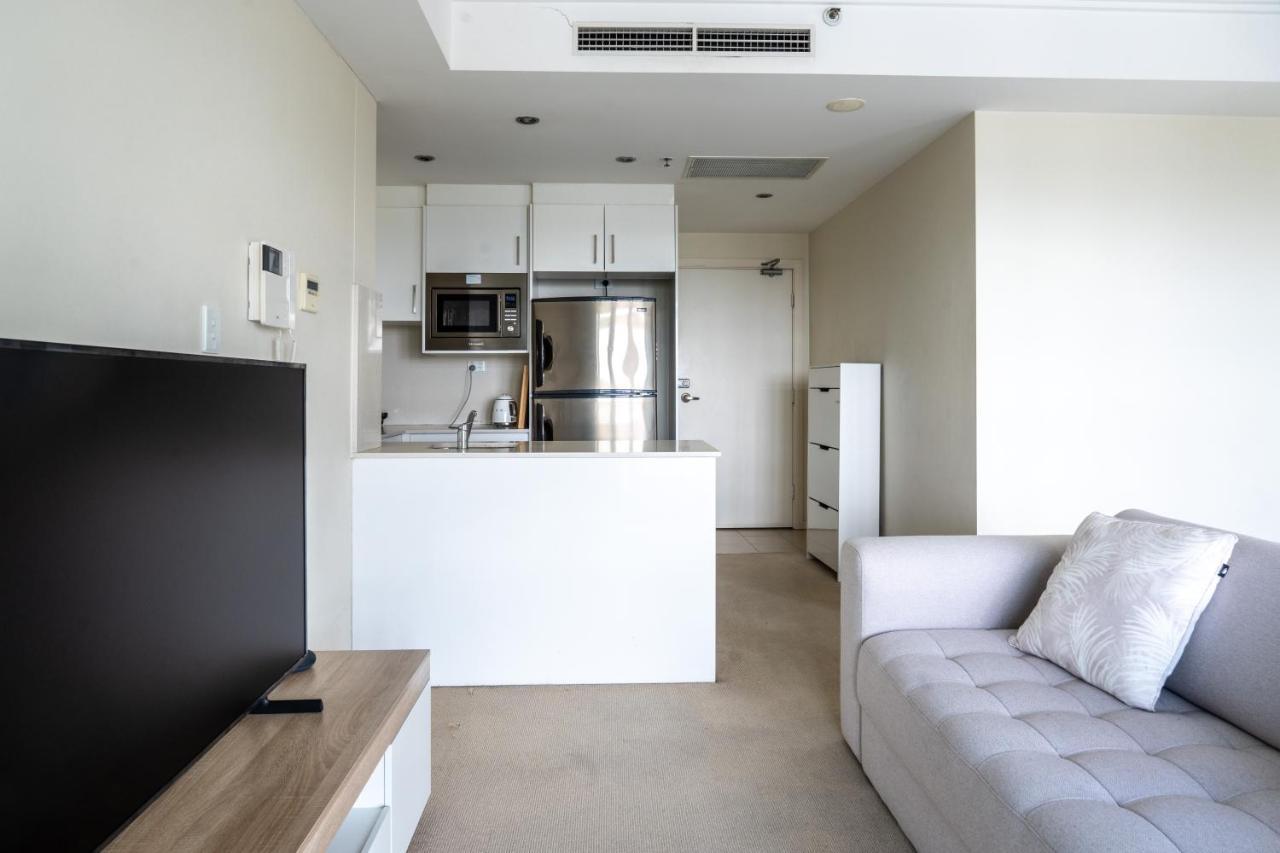 Burwood 1Bedroom Apartment Next To Station Sydney Exterior photo